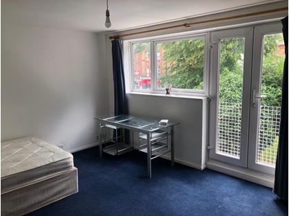 Room in a Shared House, Cade House, SW2