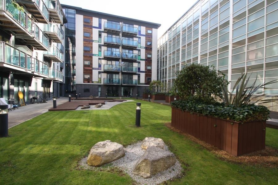 Leeds 1 Bed Flat, Lovell House, LS7 To Rent Now for £820.00 p/m