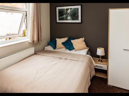 Room in a Shared House, Gladstone Street, YO12