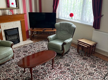 2 Bed Flat, Heol Dwyrain, CF31