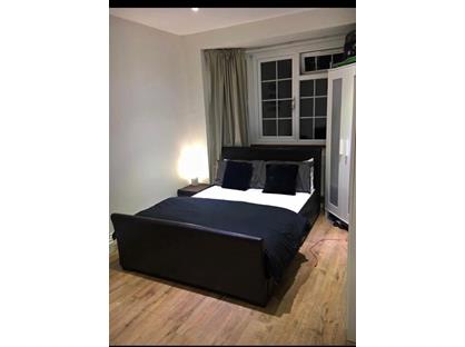 Room in a Shared House, Groveland Way, KT3