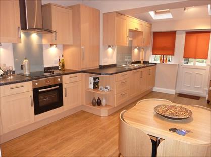 2 Bed End Terrace, Wilmot Road, LS29