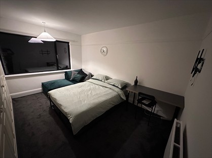 Room in a Shared House, Wollaton Road, NG8