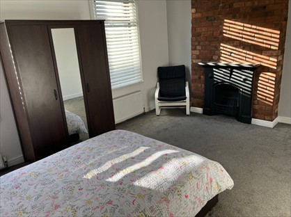 Room in a Shared House, Chorley New Road, BL6