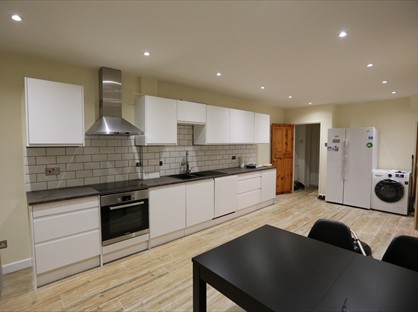 5 Bed Semi-Detached House, Alresford Road, GU2