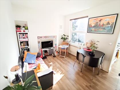 1 Bed Flat, Widdenham Road, N7