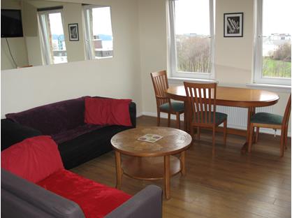 2 Bed Flat, Granton Crescent, EH5