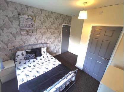 Room in a Shared House, Hagley Road West, B32