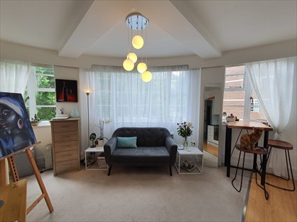 Studio Flat, Sloane Avenue Mansions, SW3