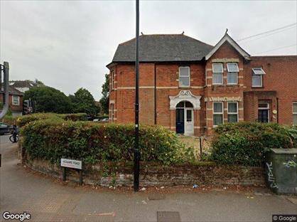 1 Bed Flat, Hill Lane, SO15