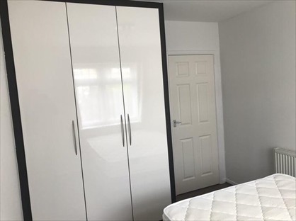Room in a Shared House, Lawrence Drive, UB10