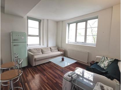 2 Bed Flat, Birkbeck Street, E2