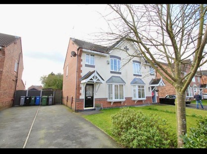 3 Bed Semi-Detached House, Inglewood Close, M31