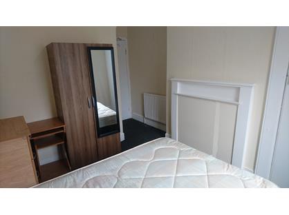 Room in a Shared Flat, Lee High Road, SE13