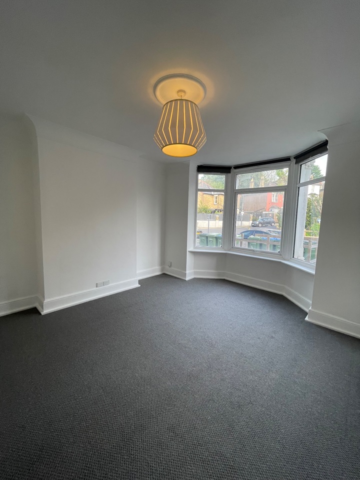 London 2 Bed Herbert Road, SE18 To Rent Now for £1,750.