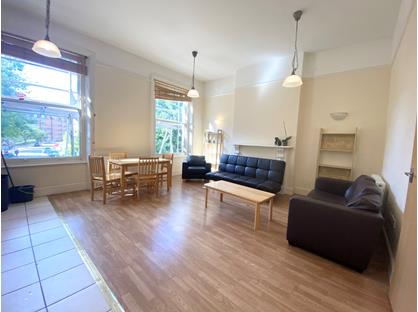 2 Bed Flat, Avonmore Road, W14