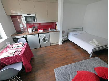 Studio Flat, Turay Court, BH1