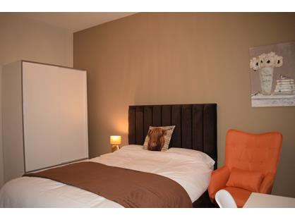Room in a Shared House, Cunliffe Street, SK3