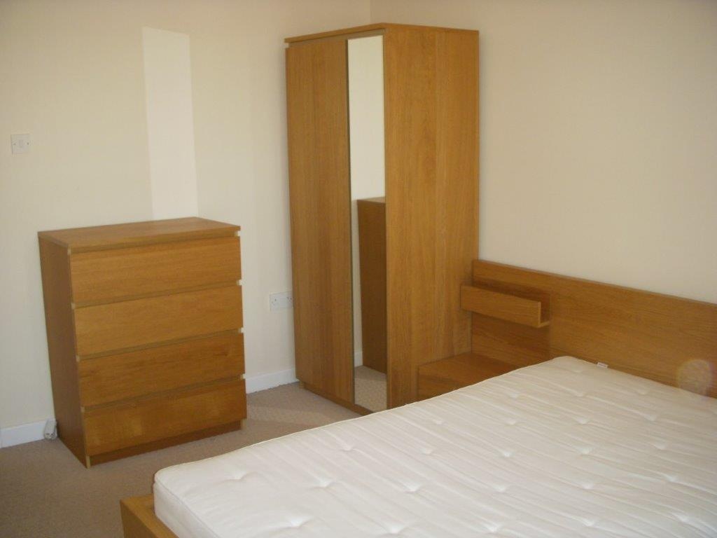 Additional image 4 of 2 Bed Flat, Gilmartin Grove, L6, N1 7GU