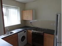 3 Bed Terraced House, Batley, WF17