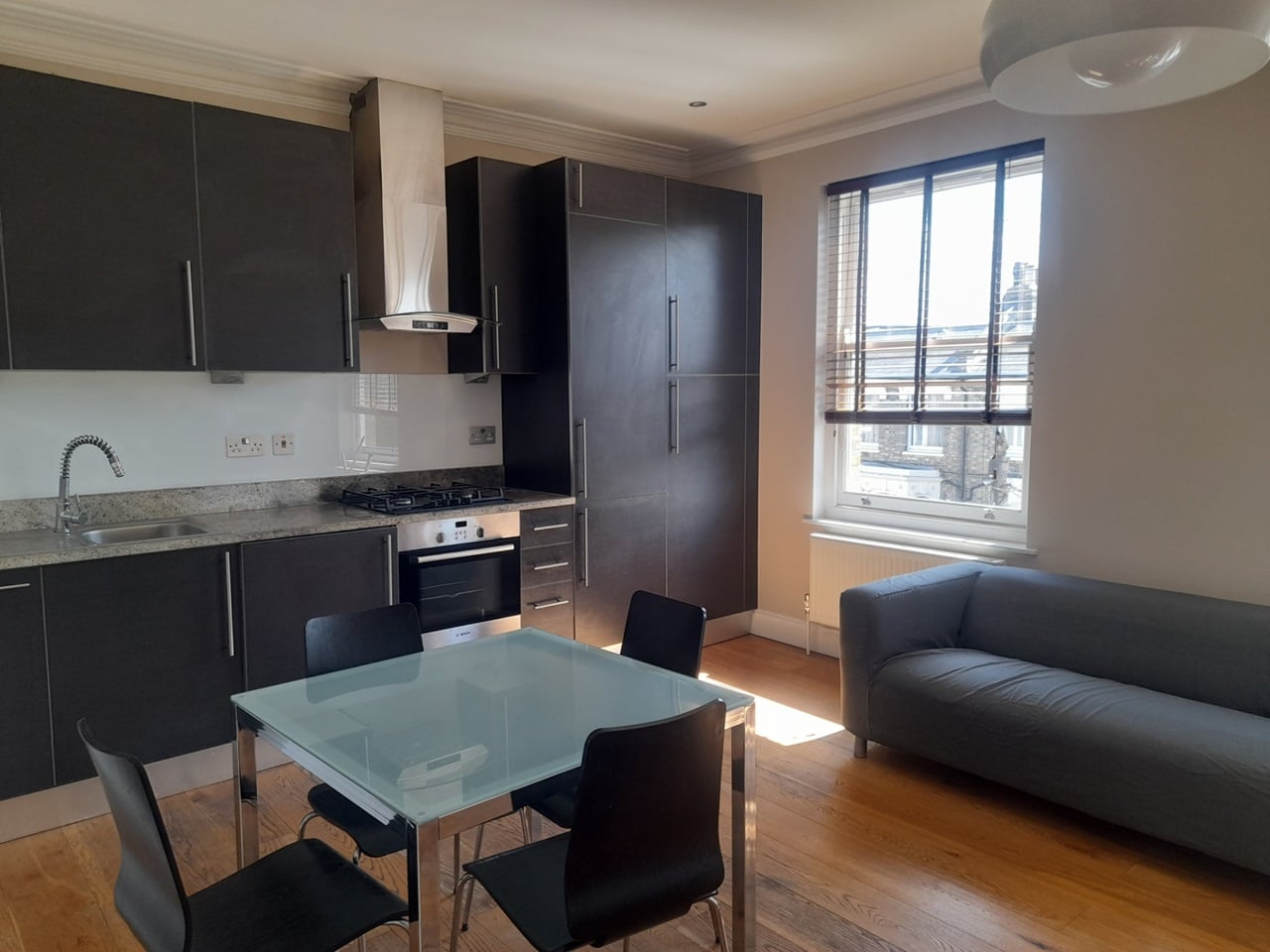 2 Bed Flat, Tabley Road, N7 photo 2