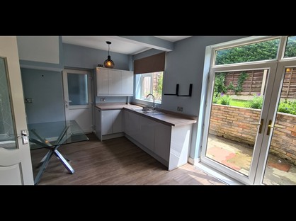 3 Bed Semi-Detached House, Woodlands, M35