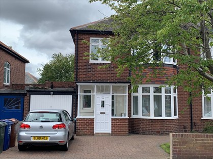3 Bed Semi-Detached House, Eastwood Gardens, NE3