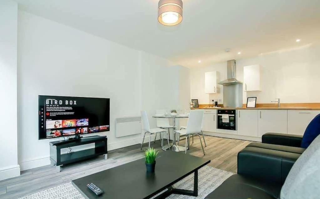 Additional image 4 of 2 Bed Flat, Queen Street, S1, N1 7GU