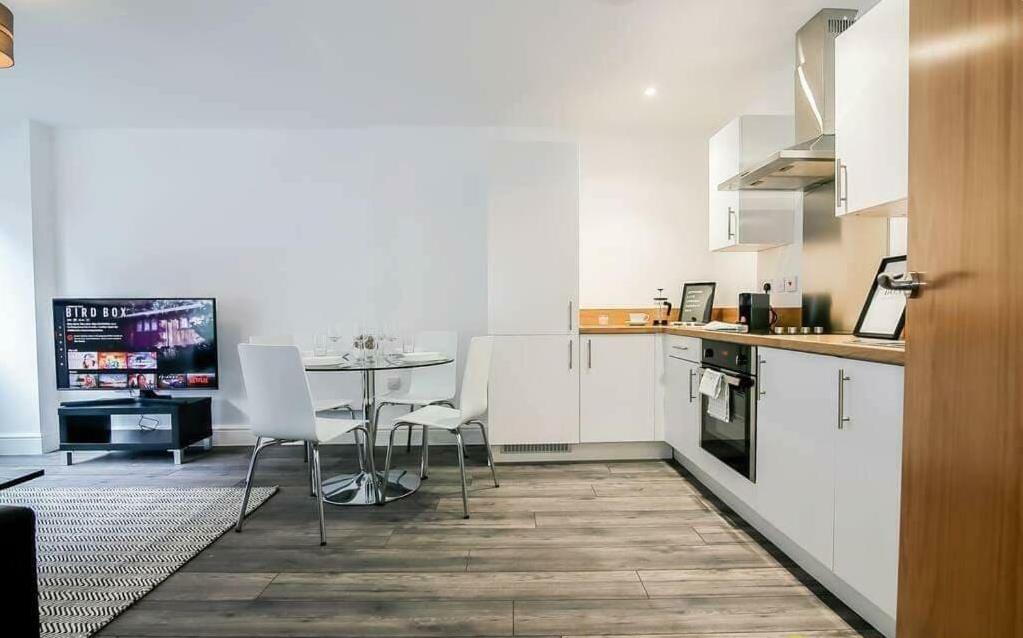 Additional image 7 of 2 Bed Flat, Queen Street, S1, N1 7GU