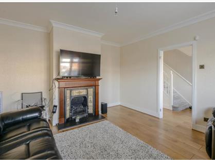 3 Bed Terraced House, New Road, E4