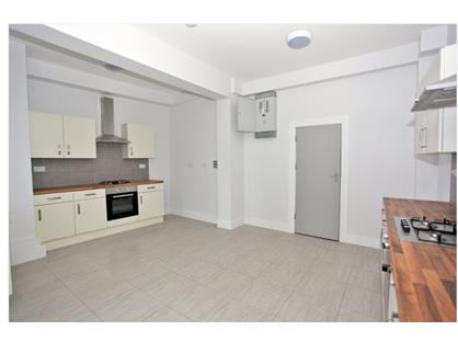 Room in a Shared House, Holloway Road, N7