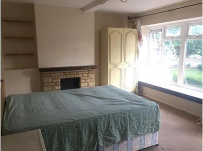 Room in a Shared House, Compton Court, SM1