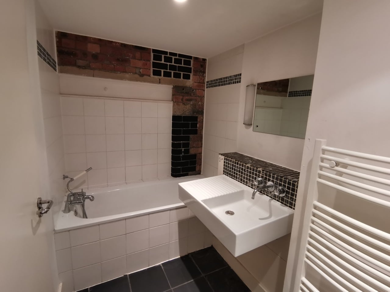 Additional image 6 of 2 Bed Flat, Bath Street, BS1, N1 7GU