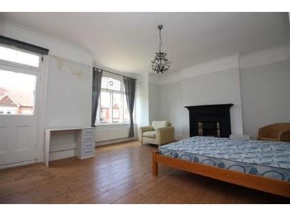 Room in a Shared House, Stanthorpe Road, SW16
