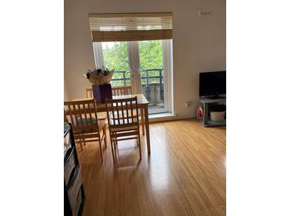 Room in a Shared Flat, Goldhawk Road, W12