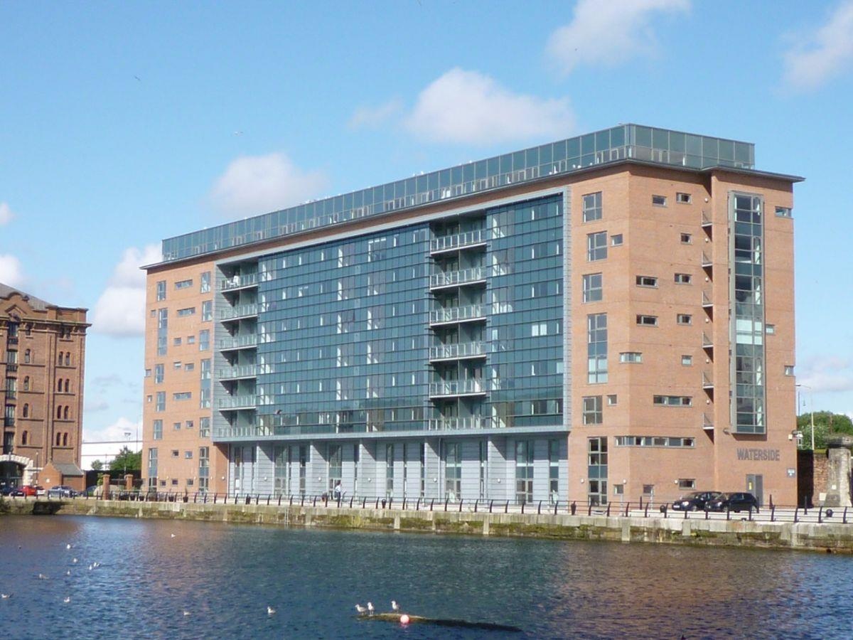 Liverpool 1 Bed Flat, William Jessop Way, L3 To Rent Now for £845.