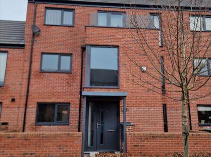 4 Bed Terraced House, Flockton Road, WF10