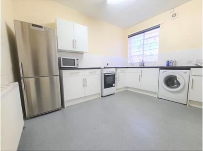 2 Bed Flat, Uxbridge Road, UB4