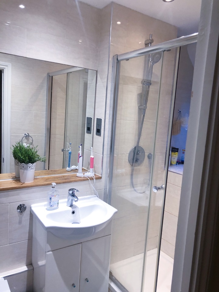 Additional image 3 of Room in a Shared House, Wenlake Estate, EC1V, N1 7GU