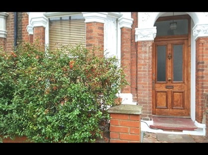 Room in a Shared Flat, Valmar Road, SE5