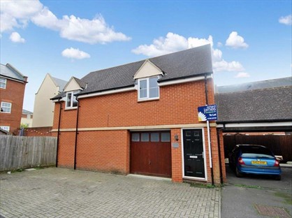 2 Bed Flat, Birkdale Close, SN25