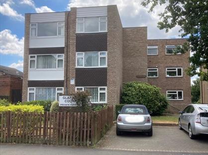 1 Bed Flat, Glaston Court, BR1