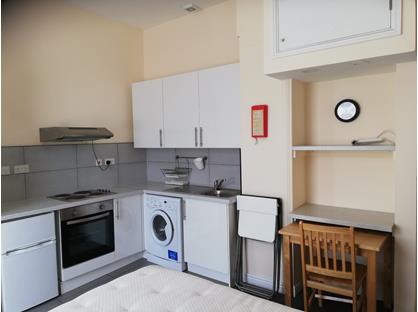 Studio Flat, Gloucester Drive, N4