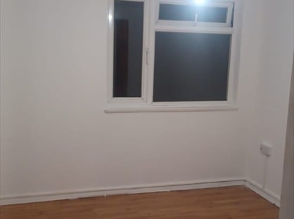 1 Bed Flat, London Road, ME16