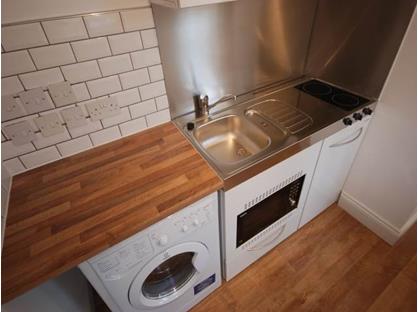 Studio Flat, Tufnell Park Road, N19