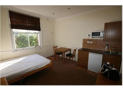 Studio Flat, Westbourne Park Road W11 - S/C Doubl, W11