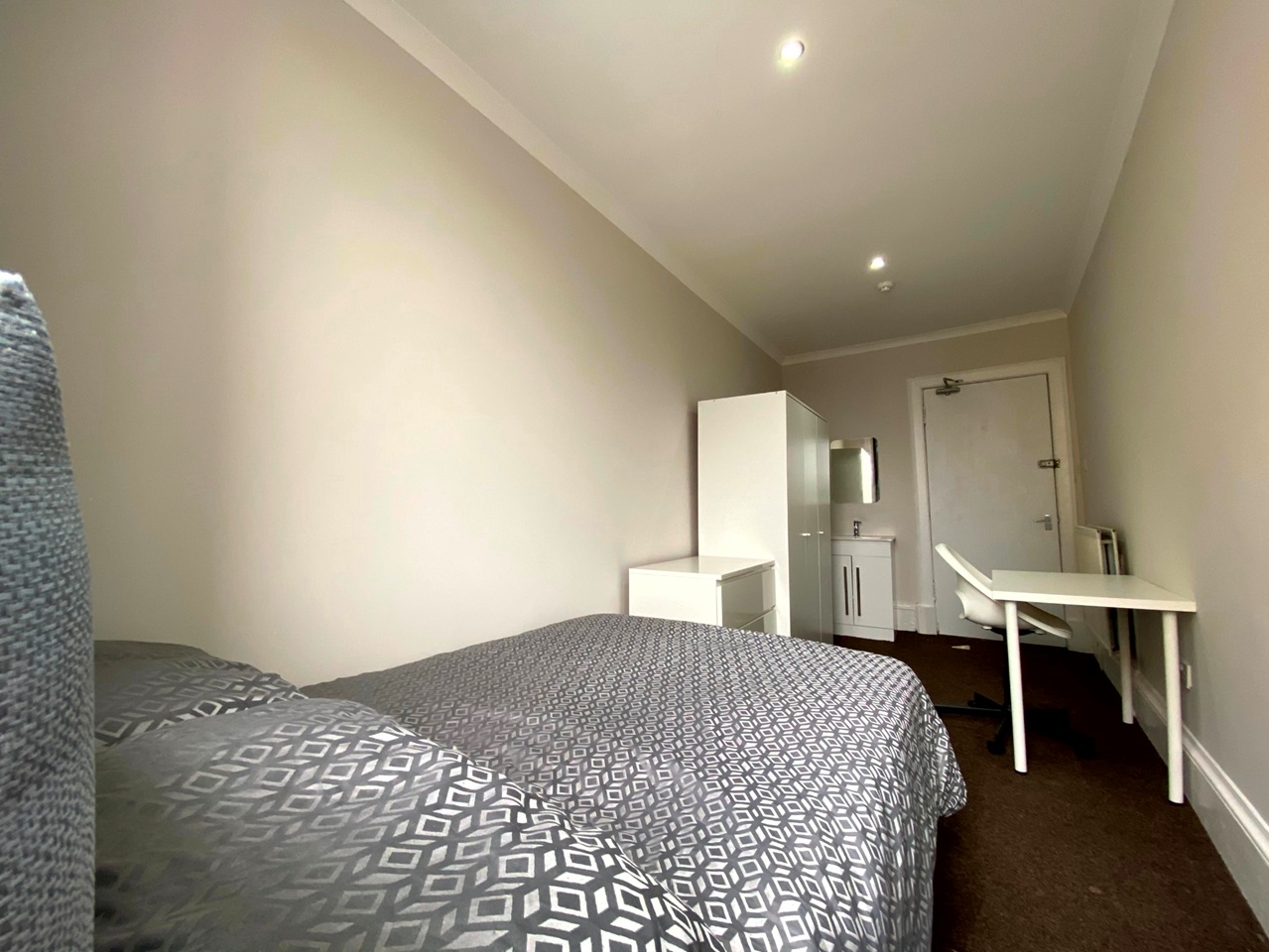 8 Bed Flat, Cecil Street, G12 photo 4