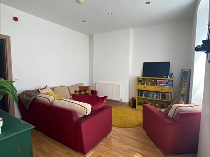 1 Bed Flat, King Street, SA31