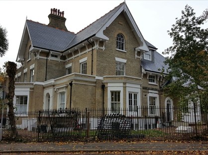 2 Bed Flat, Fox Hill, SE19