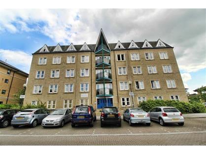 Room in a Shared House, Clarence House, MK9